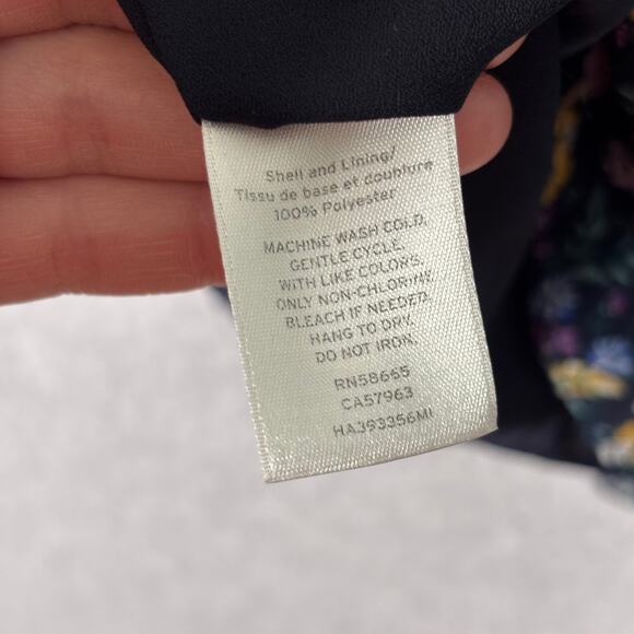 Halogen Top XS Navy Floral Flowy Crinkle Blouse Feminine Cottage Boho‎ Resort - Picture 11 of 11